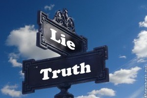 Hol kezdődik a hazugság, és hol ér véget az öröm igazsága?