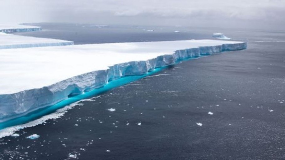 Robotokkal vizsgálják a világ legnagyobb jéghegyét