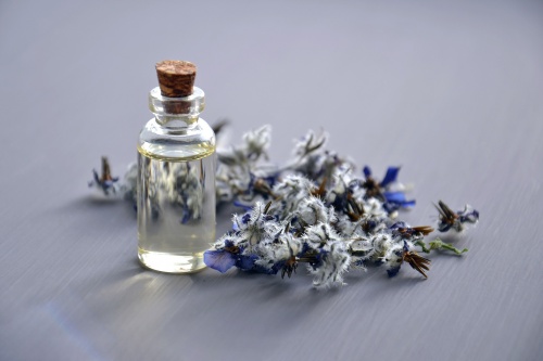 cosmetic-oil-3164684_1920
