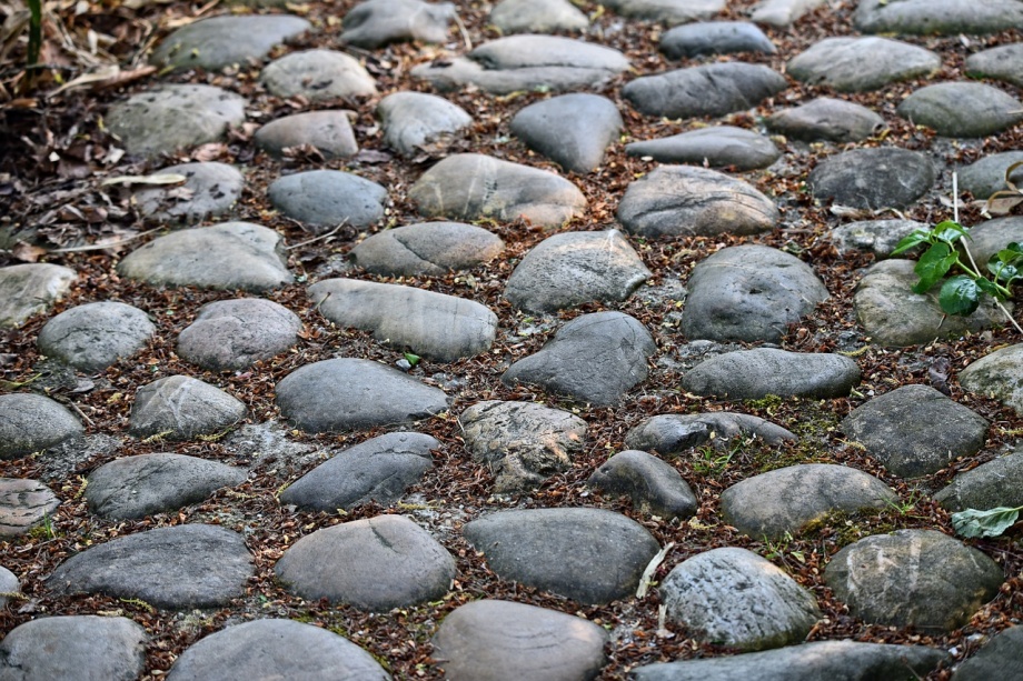 cobble-stones-3407616_1280 cobble-stones-3407616_1280