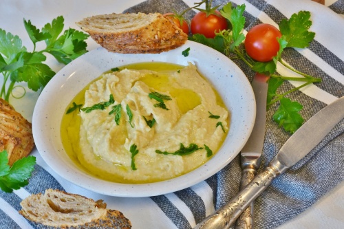 hummus-3142051_1280 hummus-3142051_1280