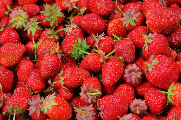 strawberries-528791_1920 strawberries-528791_1920