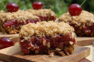 Zabpelyhes-meggyes sütemény recept: egyszerűen mennyei