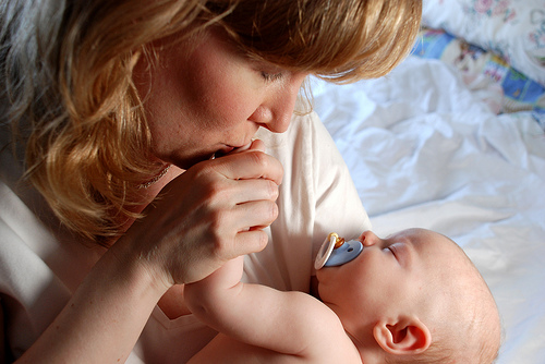 Hogyan teremtsük meg a Mama és baba éjszakai nyugalmát, feng shui technikával?