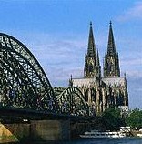 KERTÉSZETI VÁSÁR KÖLNBEN (2002)