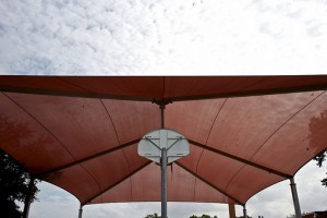 Hogyan készítsünk kerti napvitorlát?