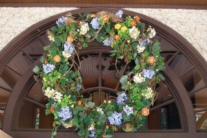 Hogyan készítsünk élő koszorút?