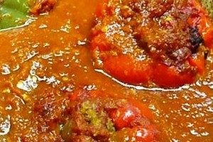 Ilcsi néni töltött paprikája