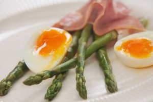 Spárgát az ünnepi asztalra