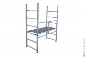 Gurulóállvány a kényelmes és biztonságos munkavégzéshez