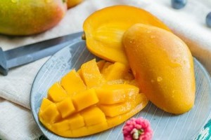 Mangó, a trópusi gyümölcsök királynője