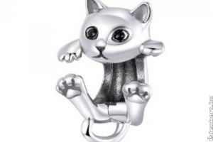 A szeretet kis tokban egy kicsi ékszer