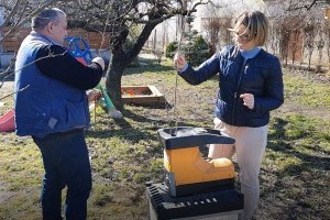 Kipróbáltunk egy olcsó, elektromos hengeres ágdarálót!