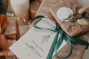 3 egyszerű karácsonyi ajándék csomagolási ötlet videón