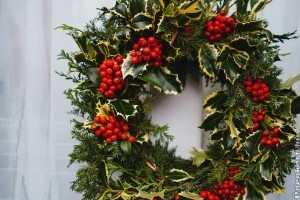 Természetes adventi dekoráció a kertből egyszerűen