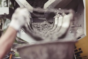 Mikor lehet szükség fagyálló beton használatára, és hogyan kivitelezhető?