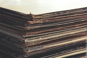 Költségcsökkentés és környezetvédelem: hulladékkartonból térkitöltő!