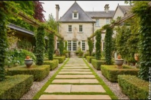 Természetes kövekkel a stílusos kertért