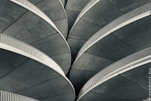 Ezért hasznos építészeti megoldás a betonozás