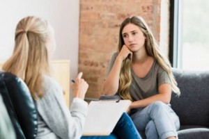 Ezek lehetnek a szociális szorongás tünetei, de van megoldás