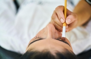 Ápolt szálak, élénk színek – így lesz tökéletes a szempillád