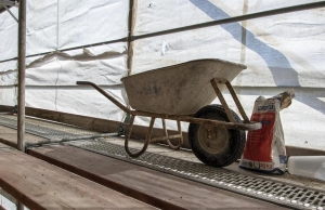 Homlokzati állványok: struktúra és előnyök