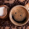 A hiedelmekkel ellentétben pozitívan hat ránk a koffein?